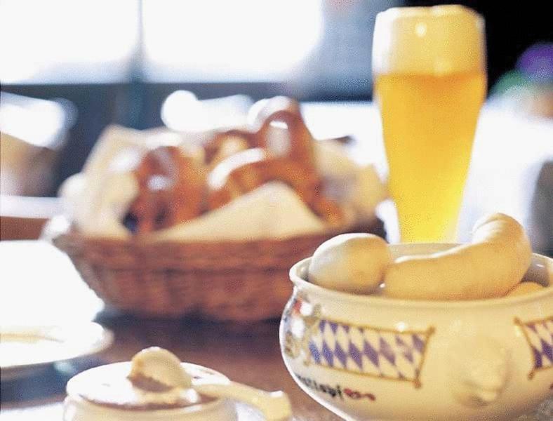 弗林茨巴赫发尔肯史丹马兹葛赖史外葛卡斯托夫旅馆公寓式酒店 外观 照片